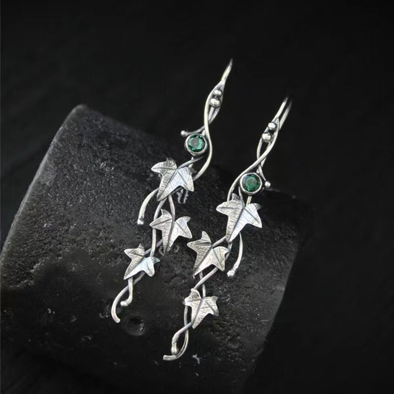 New European And American Creative Retro Leaf Earrings