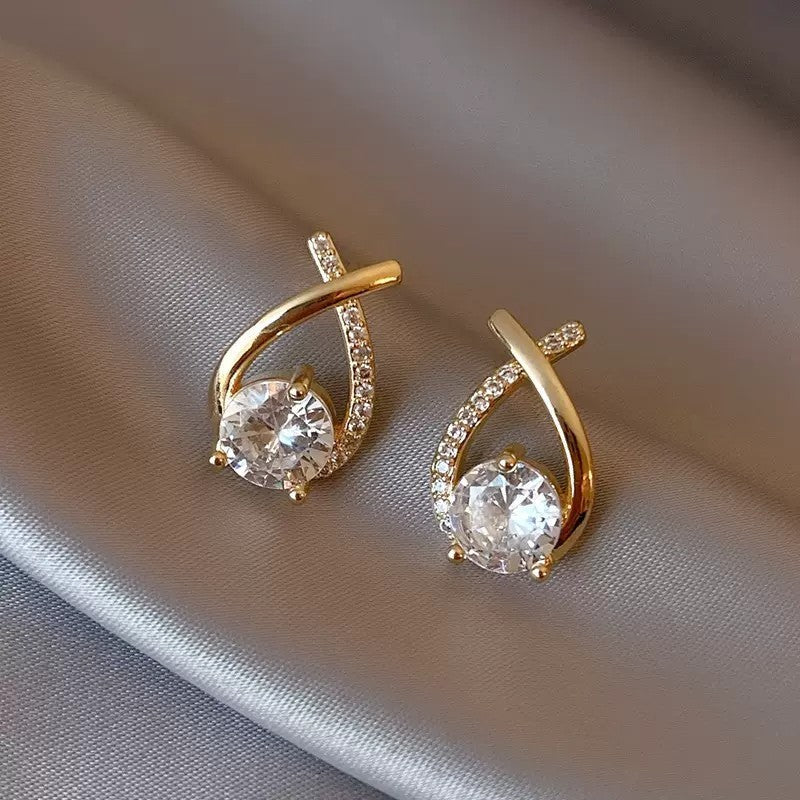 Women's Fashion Silver Pin Cross Zirconia Earrings