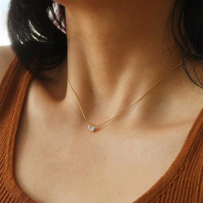 Simple Super Zircon Heart-shaped Clavicle Necklace
